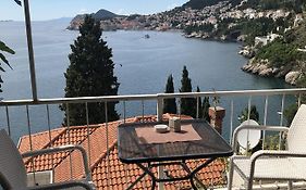 Guest Accommodation Sveti Jakov Guest House 3*